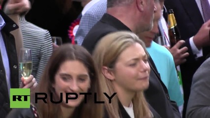 UK: Tug life! British MPs battle Lords in epic tug-of-war contest