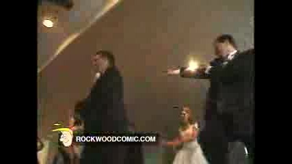 Танцът От Thriller На Сватба