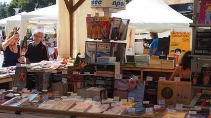 Отвориха "Алея на книгата" във Варна