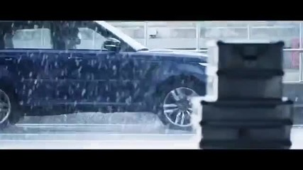 Range Rover Svr демонстрира възможностите си на Силвърстон