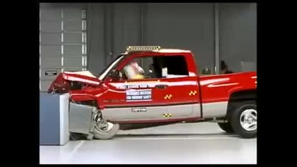 Crash Test Dodge Ram 2001