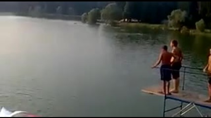 Отново ни показват тяхната лудост