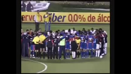 Спиращо кръвта видео ! Футболисти, които са умрели по време на мач !