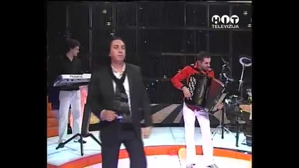 Acko Nezirovic - Pijem al uzalud