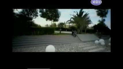 Thanos Petrelis - Min Stamatas 