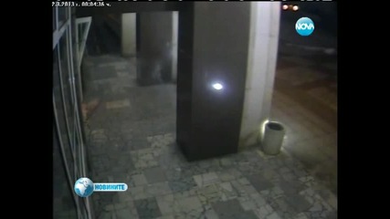 Габровец нахлу с автомобила си в общината и я подпали
