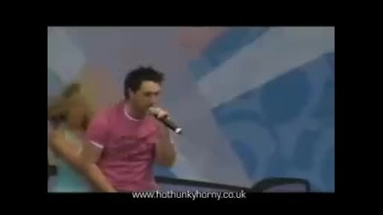 Blue - Bubblin (live And Loud 2004) 