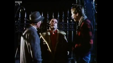 Glow-in-the-dark Grave - Only Fools and Horses - Bbc