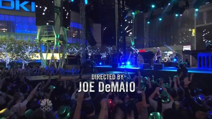 Green Day - 21 Guns - Live At New Years Eve With Carson Daly 