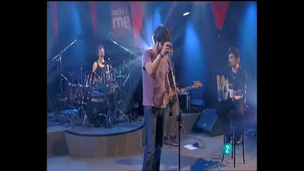 La vida aparte - Paco Cifuentes (los Conciertos de Radio 3, 29 - 4 - 2010) 