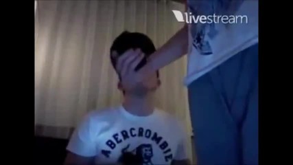 One Direction - Найл и Джош - Twitcam на живо на 18.06.12. част 5/8