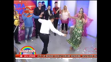 Kobra Murat Romanstar Ismet Samet Zeyno Potpori Tv 2000 Kobra Show Roman Show Roman Havalari