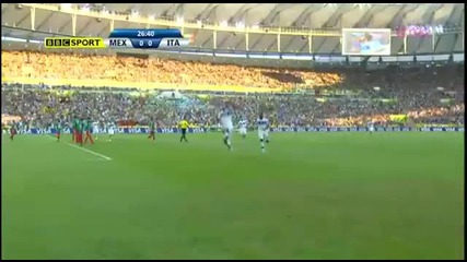 16/06 Фамозен гол на Андреа Пирло в своя мач номер 100 с Италианската фланелка