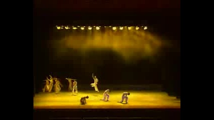 Китайски красив модерен танц