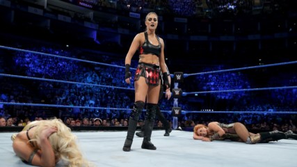 Becky Lynch qualifies for the Women's Money in The Bank Ladder Match: Wal3ooha, 17 May, 2018