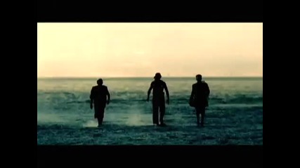 Paramore crush crush crush ( Official video ) ( H Q ) 