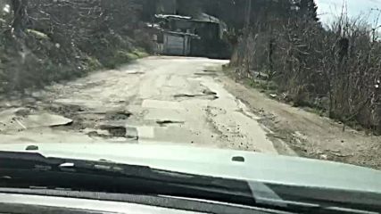 Пътят между Сливница и село Гълъбовци