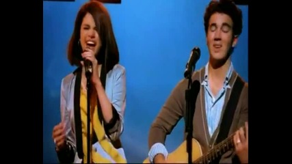 Jonas, Miley, Demi and Selena - Send it On 2009 Vbox7