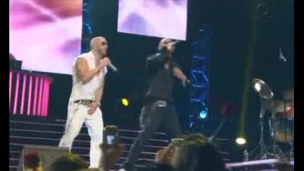 *превод* И Жесток Live На Wisin & Yandel - Te Hice Mujer ( Направих те жена )