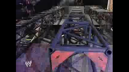 Undertaker And Batista трошат сцената