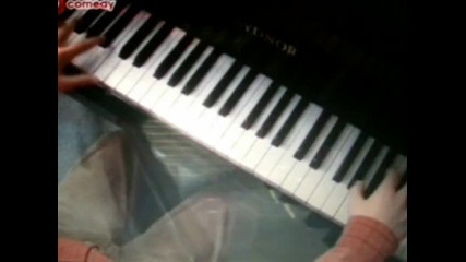 Малкълм - 5сезон 16епизод Дюи свири на пиано