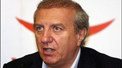 Александър Томов