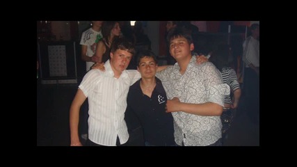 Spomenik .. .. .. 