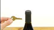 Как да отворите бутилка вино с ключ!