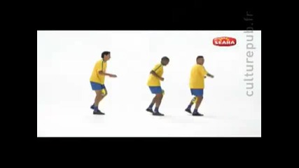 Robinho, Neymar i Ganso танцуват