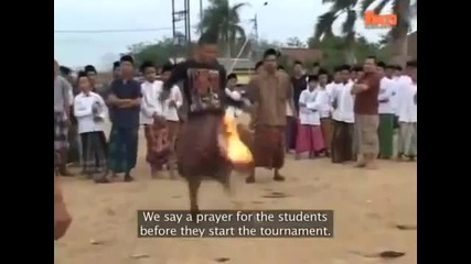 Ето как играят футбол във Индонезия