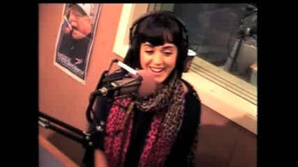 Katy Chats With Kiss 106.1’s Jackie & Bend