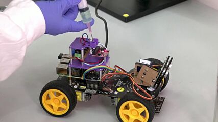 Израелски учени разработват робот с обоняние (ВИДЕО)