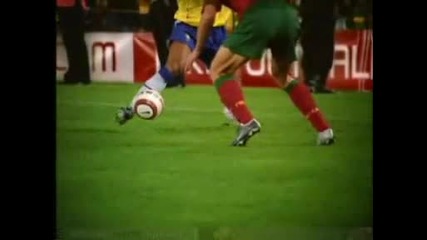 Ronaldinho amazing slow - motion dribble 