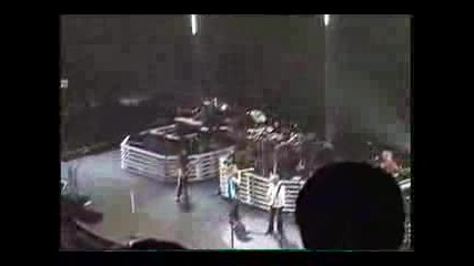 Bon Jovi - Treat Her Right (live)