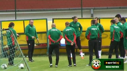 Националите тренират преди мача с Белгия 