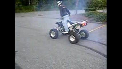 Yamaha Raptor 660 long burnout