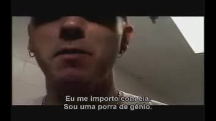 Eminem - Пие Зад Сцената 