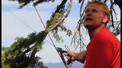Над 100% Адреналин- Mike Wilson - Diving 30 meters with a..