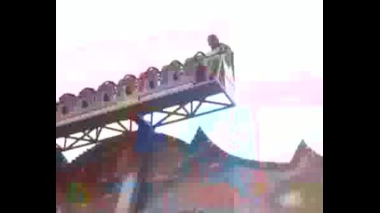 Ивитоооо На Сърфа!!!