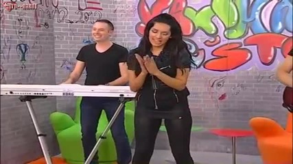 Tanja Savic - Alo mama