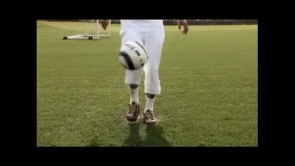 Freestyle Football Tricks - Toe Bounce Around the World 