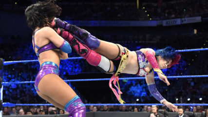 Asuka & Becky Lynch vs. The IIconics: SmackDown LIVE, April 24, 2018