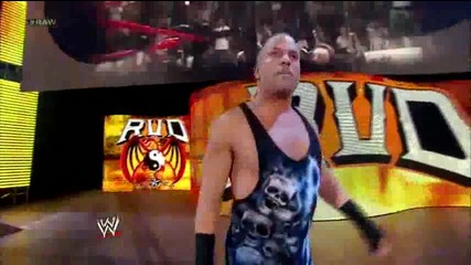 Wwe monday night raw 05.08.2013 part 2