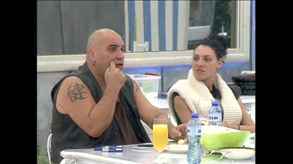 Кой има по-хубави зъби? - Vip Brother 30.10.12