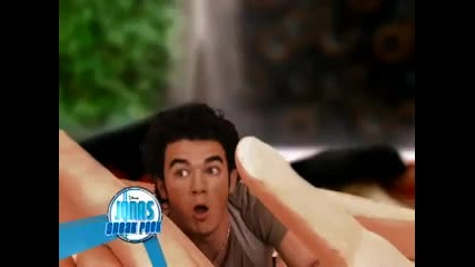 Jonas Brothers - Jonas Sneak Peek Pizza Girl