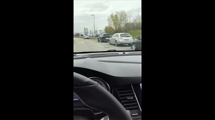 Спрели автомобили в активна лента - ежедневно