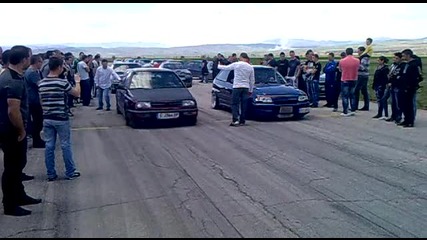 Golf 2.0 Vs Astra Gsi 2.0 16v Turbo
