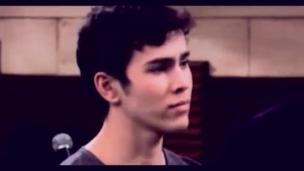 Zander & Stevie 'I don't wanna be just friends' ♥