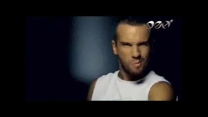 Крум ft Дебора и Кристиана - Буба лази ( официално видео )