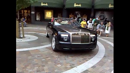 Уникат в Лондон Rolls Royce Phantom